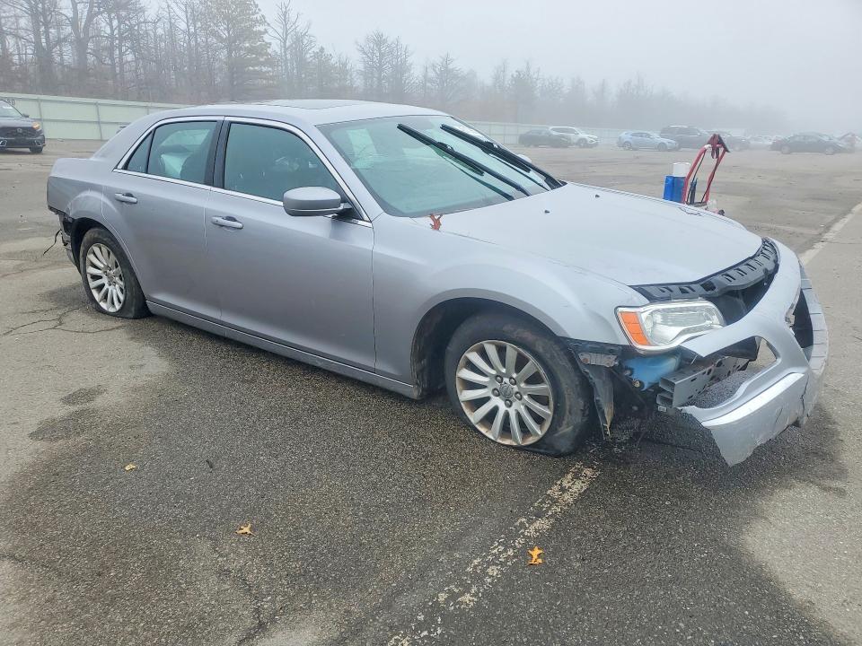 2014 Chrysler 300 მანქანა იყიდება აუქციონზე, vin: 2C3CCAAG4EH212798, აუქციონის ნომერი: 46170966