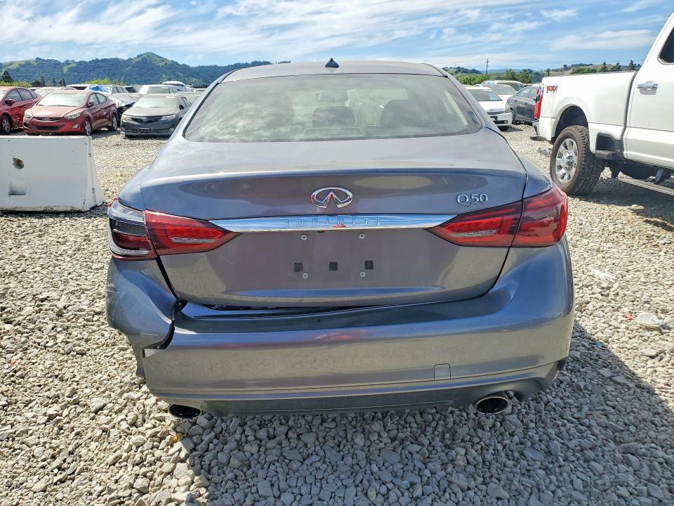 47608246 :رقم المزاد ، JN1CV7AP2JM400013 vin ، 2018 Infiniti Q50 مزاد بيع