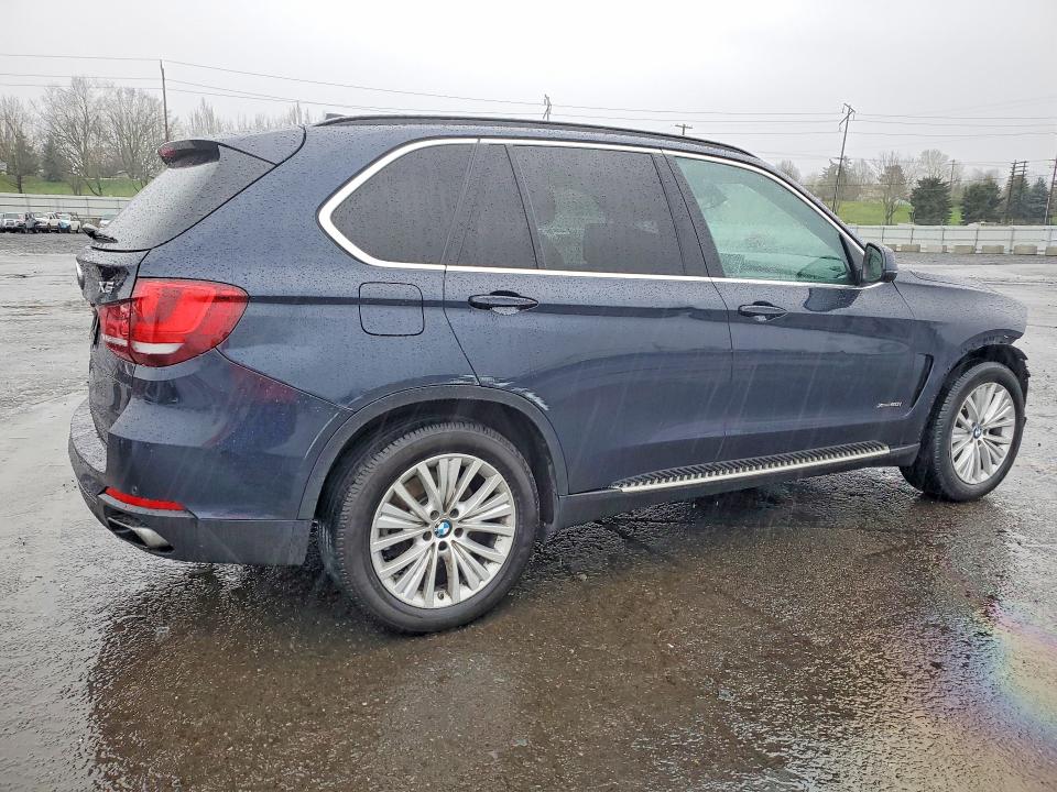 45781536 :رقم المزاد ، 5UXKR6C56F0J75059 vin ، 2015 Bmw X5 مزاد بيع