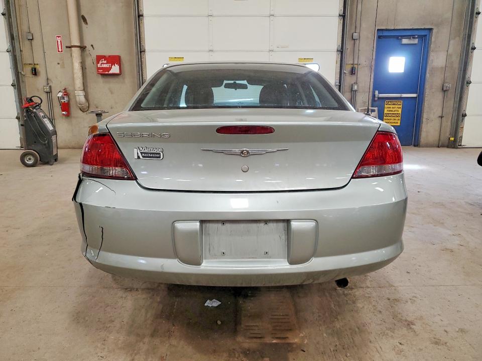 2004 Chrysler Sebring მანქანა იყიდება აუქციონზე, vin: 1C3EL46X94N2833, აუქციონის ნომერი: 79395025