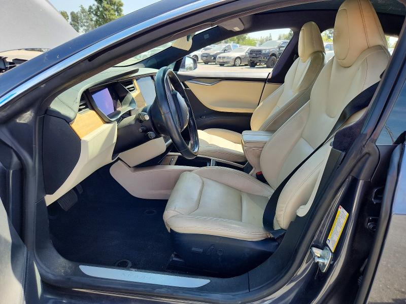 47608396 :رقم المزاد ، 5YJSA1E23LF413896 vin ، 2020 Tesla Model S مزاد بيع