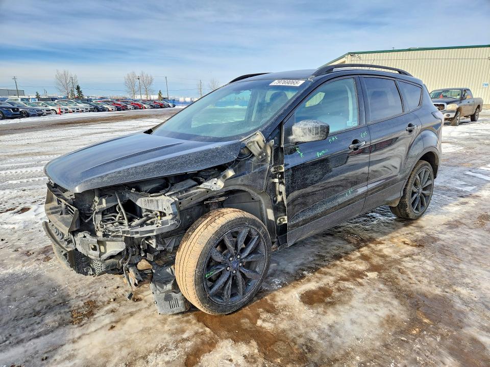 2017 Ford Escape მანქანა იყიდება აუქციონზე, vin: 1FMCU9G96HUC29244, აუქციონის ნომერი: 79769065