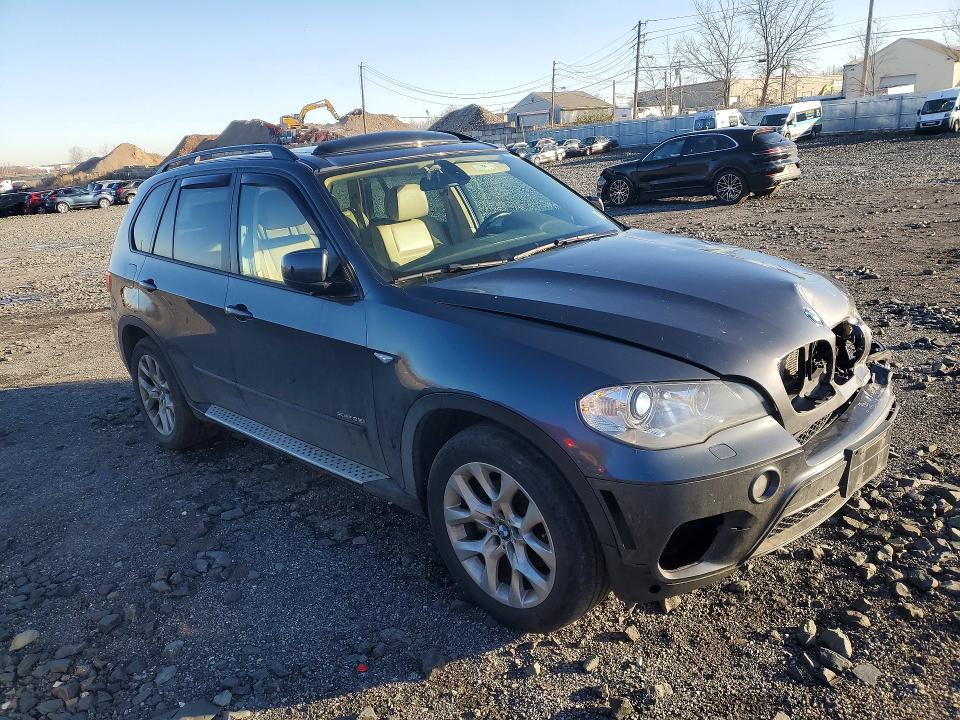 47025086 :رقم المزاد ، 5UXZV4C58CL985379 vin ، 2012 Bmw X5 مزاد بيع