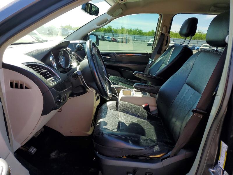 45666586 :رقم المزاد ، 2C4RC1BGXFR553199 vin ، 2015 Chrysler Town & Country مزاد بيع
