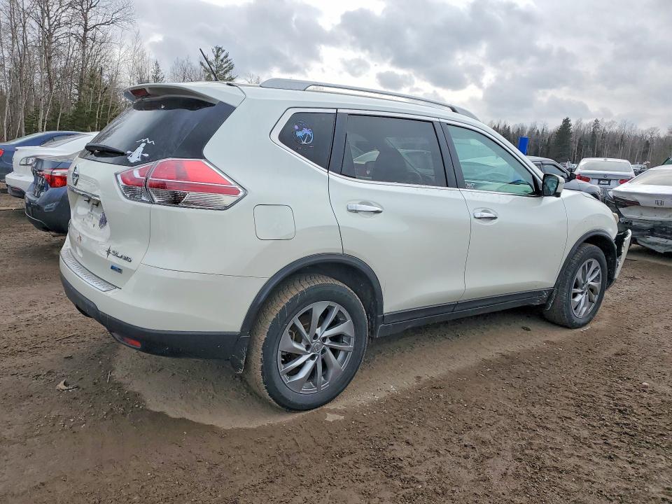 45747816 :رقم المزاد ، 5N1AT2MV9FC904557 vin ، 2015 Nissan Rogue مزاد بيع