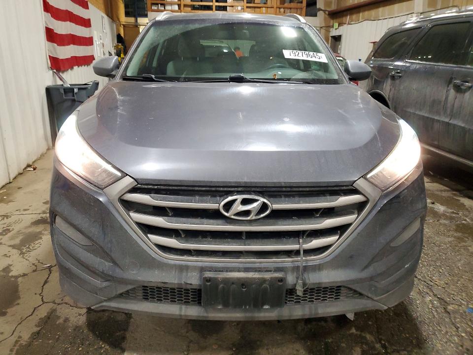 79279645 :رقم المزاد ، KM8J3CA43JU684160 vin ، 2018 Hyundai Tucson مزاد بيع
