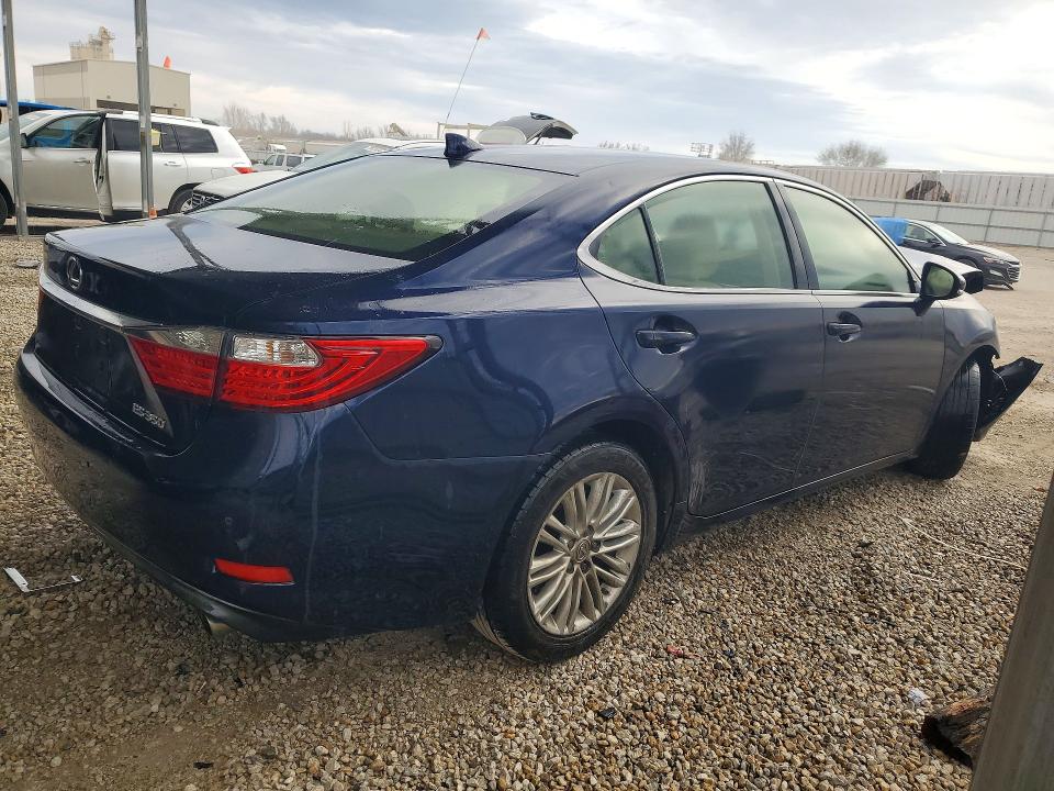 47544276 :رقم المزاد ، JTHBK1GG7F2182075 vin ، 2015 Lexus Es 350 مزاد بيع