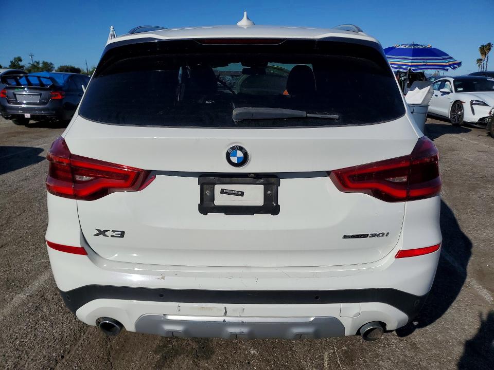 41816736 :رقم المزاد ، 5UXTY3C09M9E22483 vin ، 2021 Bmw X3 مزاد بيع