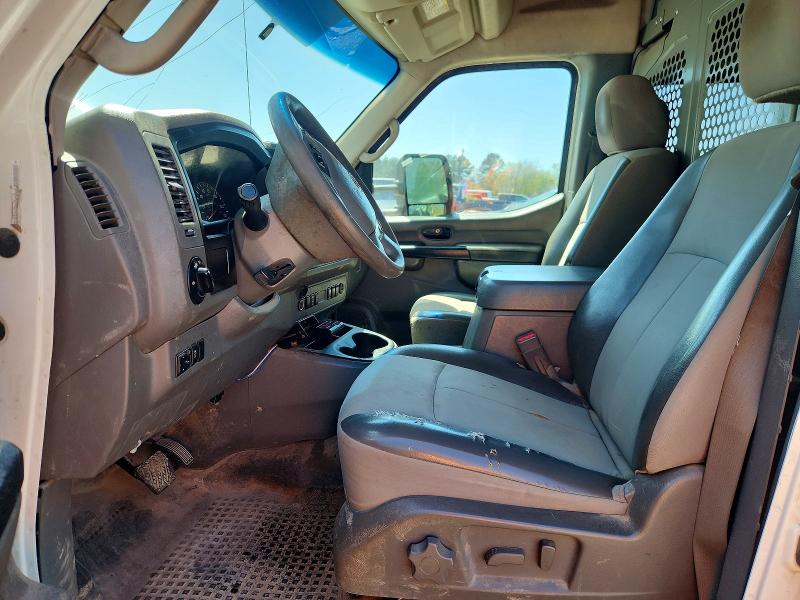 46142306 :رقم المزاد ، 1N6AF0LY2DN110722 vin ، 2013 Nissan Nv مزاد بيع