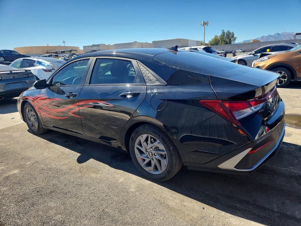 Продажа на аукционе авто 2024 Hyundai Elantra, vin: KMHLM4DG8RU835118, номер лота: 79792065