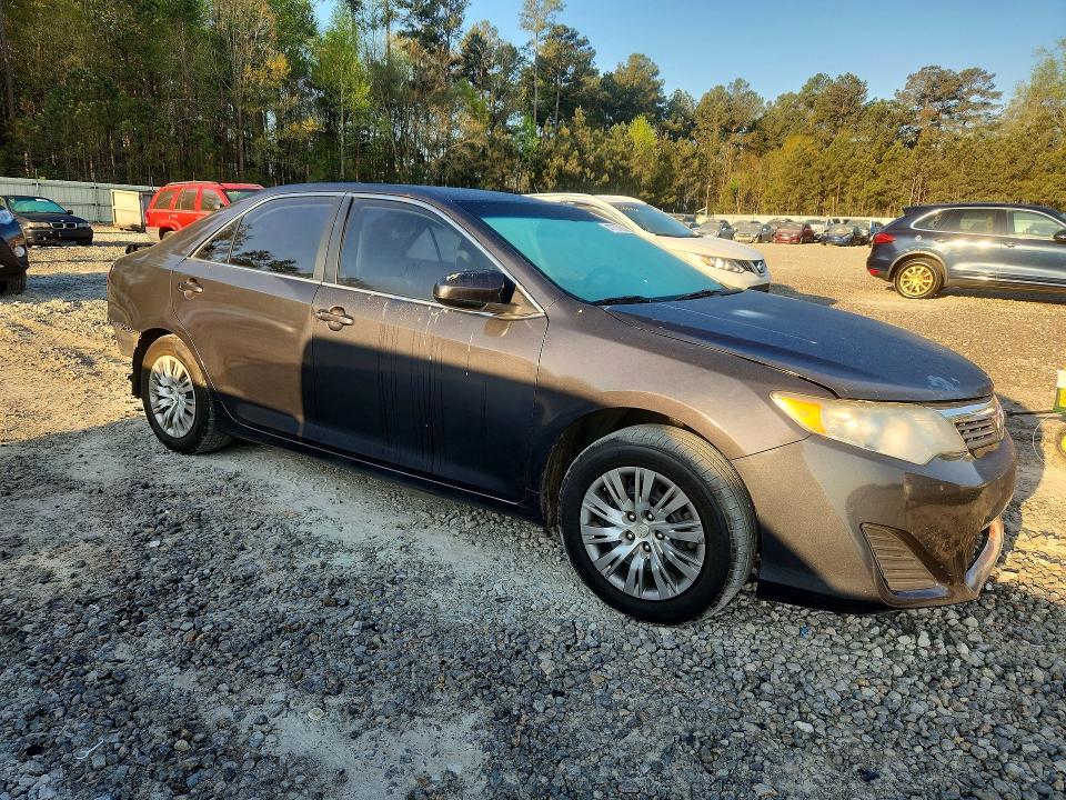 47757766 :رقم المزاد ، 4T1BF1FK7CU591572 vin ، 2012 Toyota Camry مزاد بيع