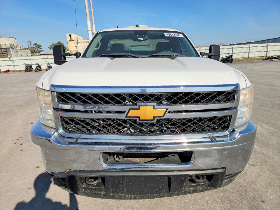 45813336 :رقم المزاد ، 0K0733085696 vin ، 2012 Chevrolet Silverado مزاد بيع