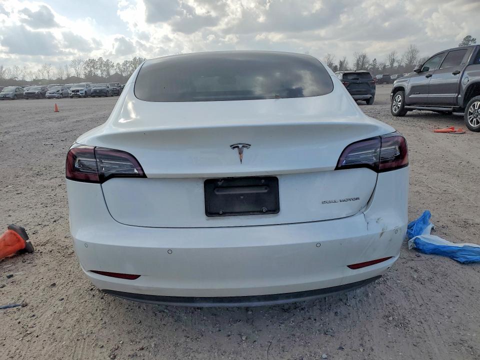 Продаж на аукціоні авто 2019 Tesla Model 3, vin: 5YJ3E1EB8KF192318, номер лоту: 79672905