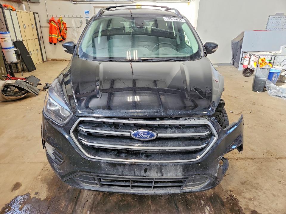 79426635 :رقم المزاد ، 1FMCU9J94JUB64733 vin ، 2018 Ford Escape مزاد بيع