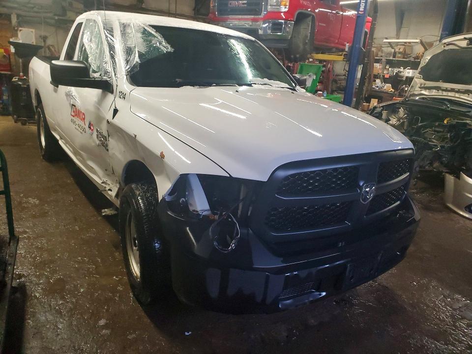 Продажа на аукционе авто 2023 Ram 1500 Classic, vin: 1C6RR7FG4PS555601, номер лота: 45651496