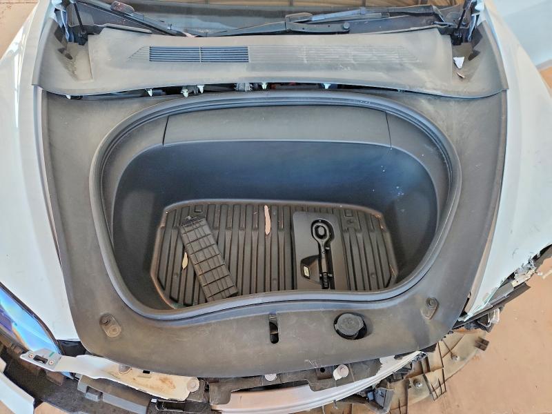 Продаж на аукціоні авто 2024 Tesla Model 3, vin: 5YJ3E1EB5RF812519, номер лоту: 41724006