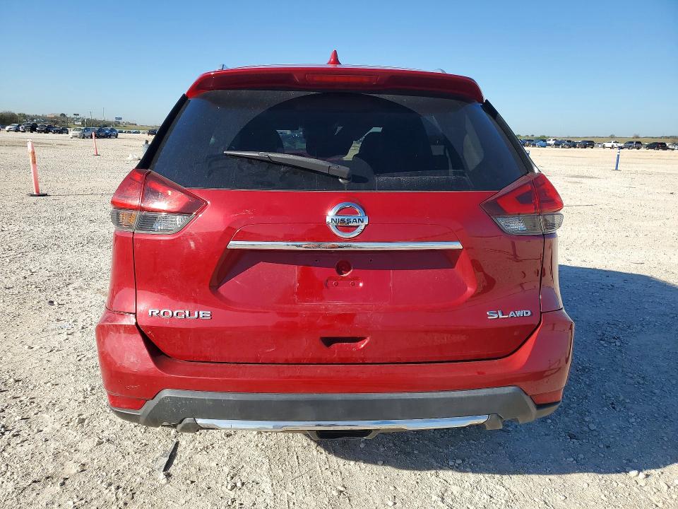 Продаж на аукціоні авто 2017 Nissan Rogue, vin: JN8AT2MV0HW250462, номер лоту: 46161416