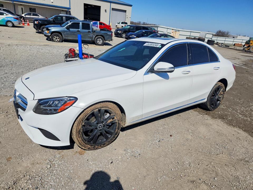46385346 :رقم المزاد ، W1KWF8EB3LR572705 vin ، 2020 Mercedes-benz C مزاد بيع