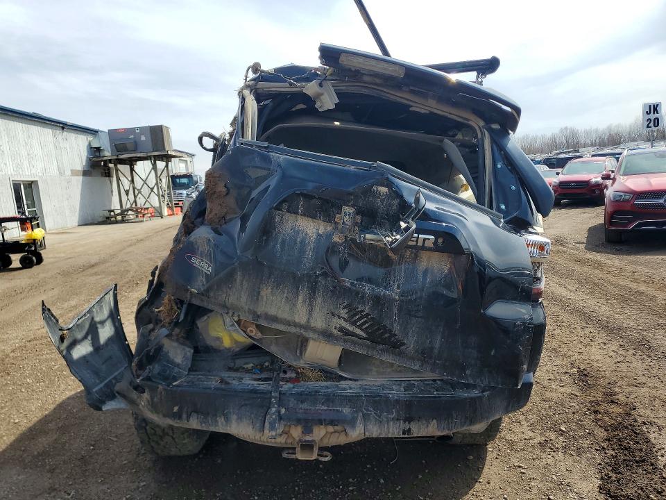47218446 :رقم المزاد ، JTEBU5JR8H5427282 vin ، 2017 Toyota 4runner مزاد بيع