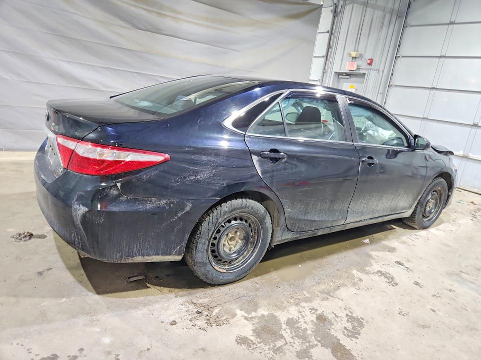 46591496 :رقم المزاد ، 4T1BF1FK9HU684732 vin ، 2017 Toyota Camry مزاد بيع