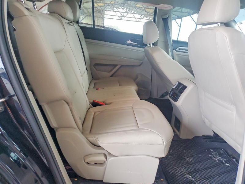 46153096 :رقم المزاد ، 1V2RR2CA3KC593821 vin ، 2019 Volkswagen Atlas مزاد بيع