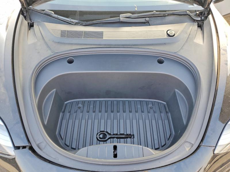 Продажа на аукционе авто 2023 Tesla Model 3, vin: 5YJ3E1EA0PF493857, номер лота: 47643676