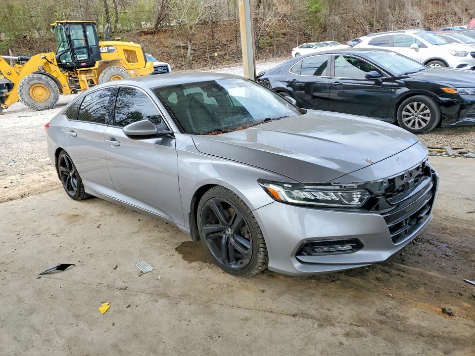 2018 Honda Accord მანქანა იყიდება აუქციონზე, vin: 1HGCV1F38JA205746, აუქციონის ნომერი: 45850036