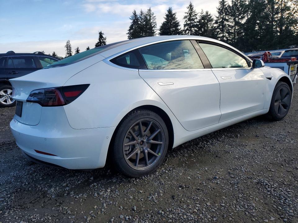 Продажа на аукционе авто 2019 Tesla Model 3, vin: 5YJ3E1EA6KF416659, номер лота: 45484066