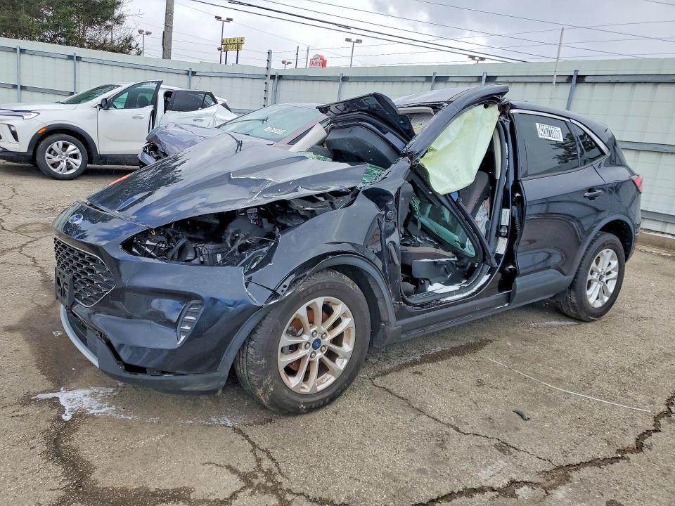42071306 :رقم المزاد ، 1FMCU0G67MUB25275 vin ، 2021 Ford Escape مزاد بيع