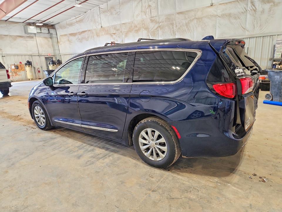 Продажа на аукционе авто 2017 Chrysler Pacifica, vin: 2C4RC1BGXHR691831, номер лота: 41985026