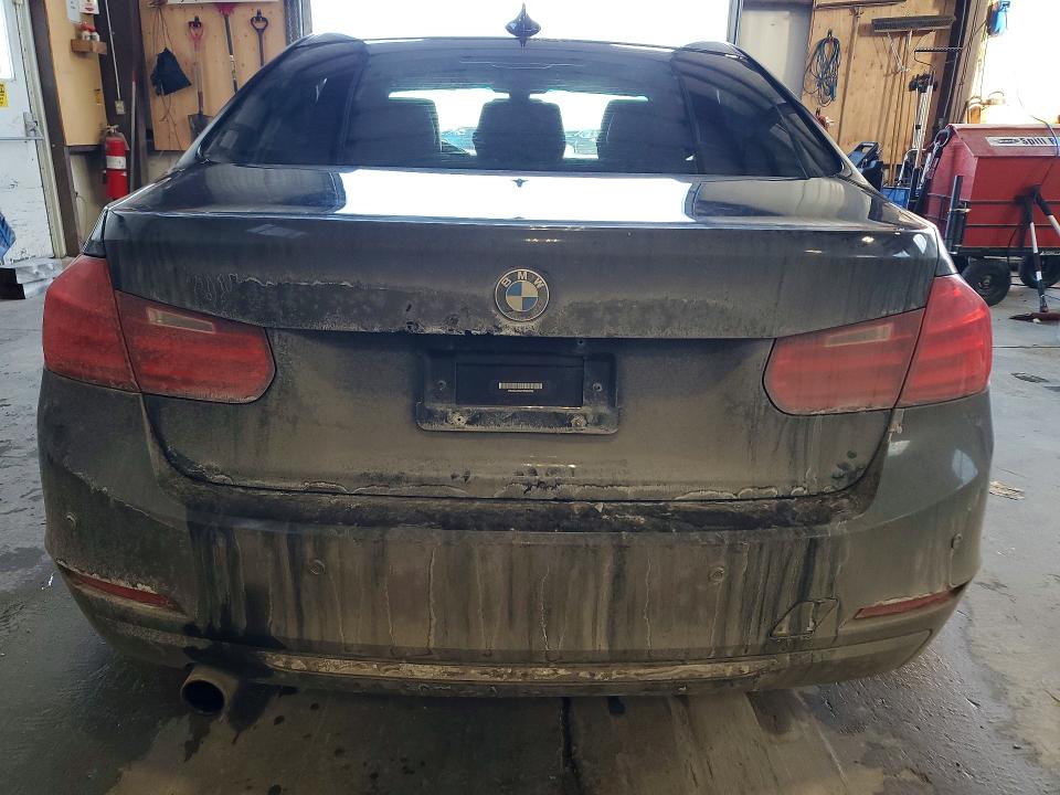 79573305 :رقم المزاد ، WBA3C3C56FP663230 vin ، 2015 Bmw 320 مزاد بيع