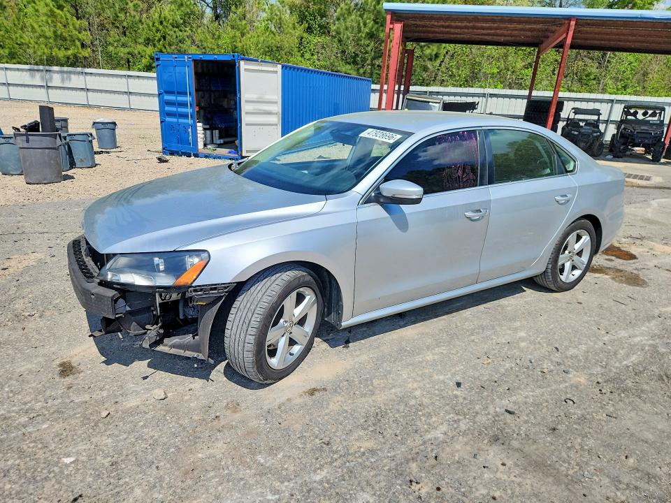 47928696 :رقم المزاد ، 1VWAS7A3XFC112101 vin ، 2015 Volkswagen Passat مزاد بيع