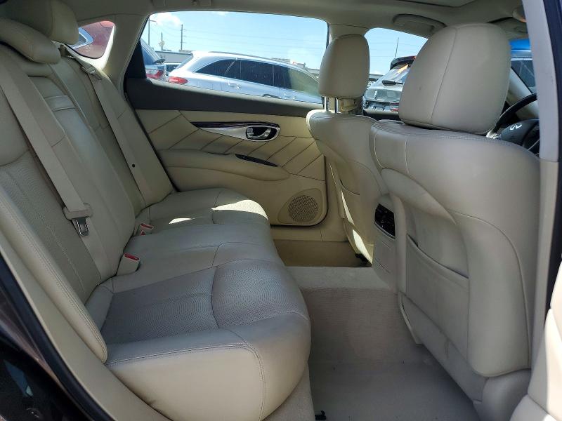 41813146 :رقم المزاد ، JN1BY1PP1FM601173 vin ، 2015 Infiniti Q70l مزاد بيع