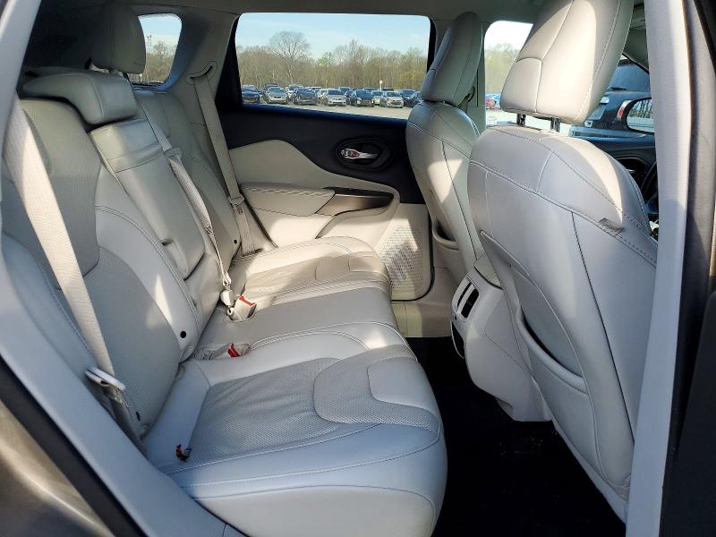 47068676 :رقم المزاد ، 1C4PJLDX1KD269365 vin ، 2019 Jeep Cherokee مزاد بيع