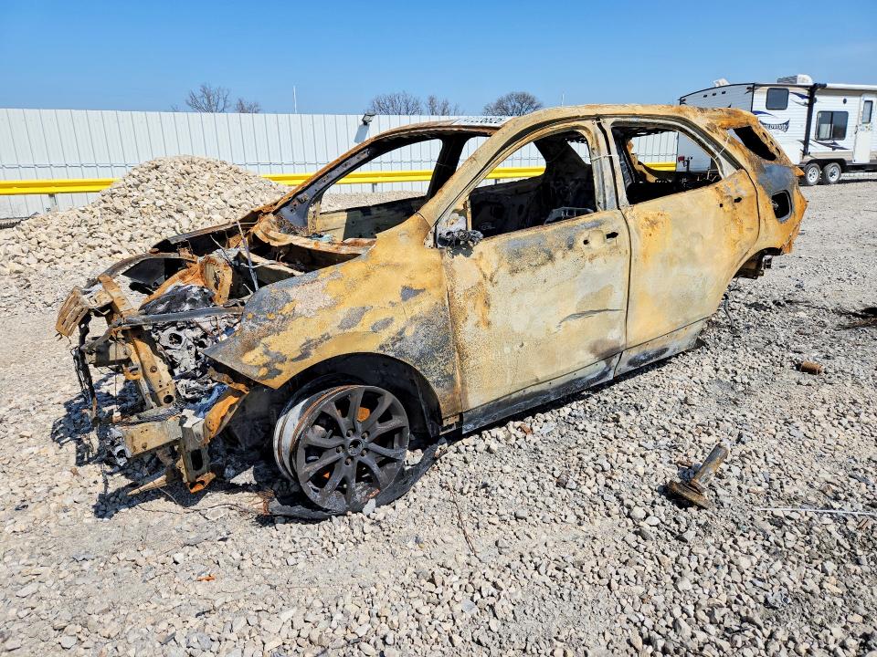 47226826 :رقم المزاد ، 2GNAXJEV7J6334200 vin ، 2018 Chevrolet Equinox مزاد بيع