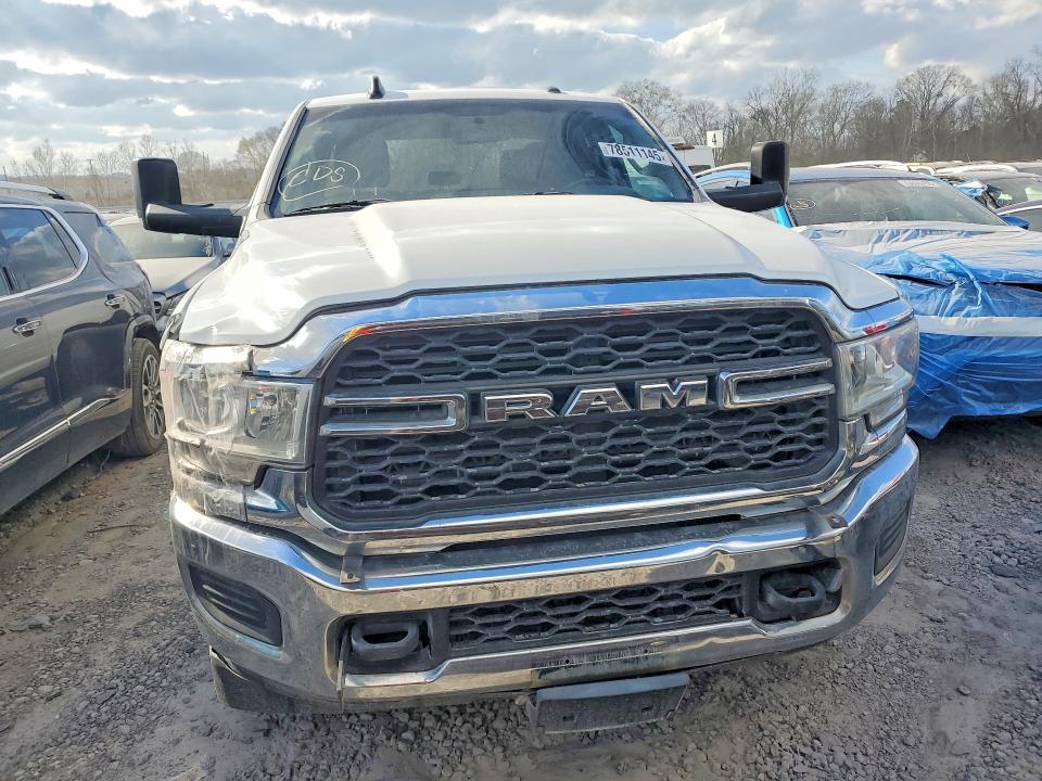 78511145 :رقم المزاد ، 3C6UR5HJ5KG565951 vin ، 2019 Ram 2500 مزاد بيع