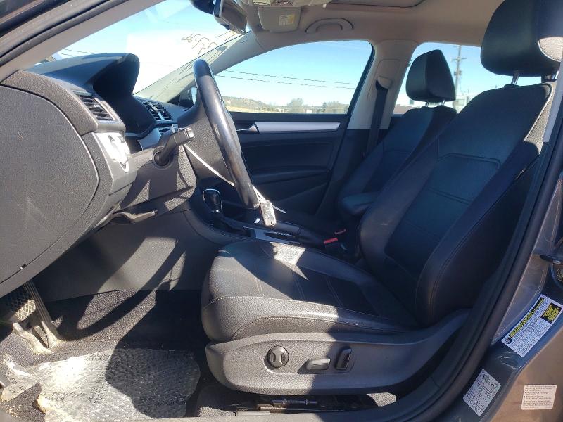 46232426 :رقم المزاد ، 1VWBP7A37DC008328 vin ، 2013 Volkswagen Passat مزاد بيع