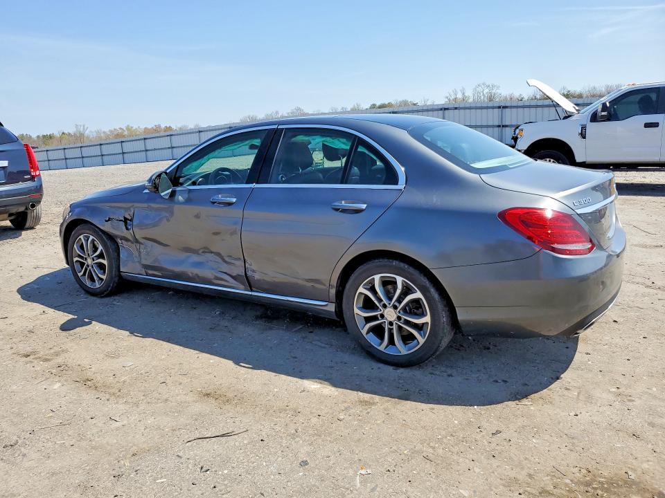 48272846 :رقم المزاد ، 55SWF4KB3HU194940 vin ، 2017 Mercedes-benz C مزاد بيع