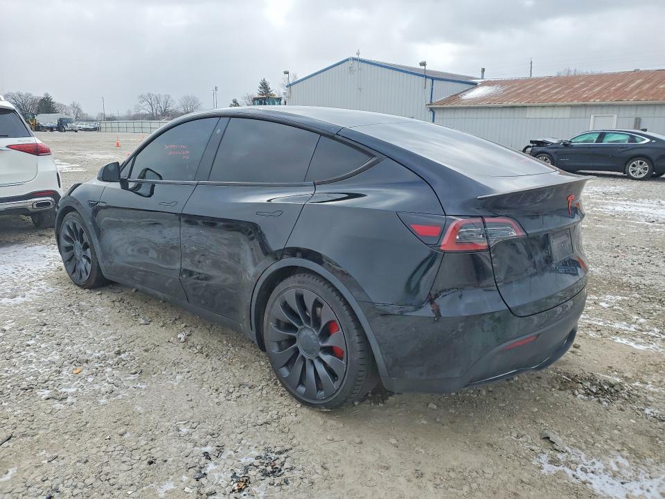 45819046 :رقم المزاد ، 7SAYGDEF2NF398648 vin ، 2022 Tesla Model Y مزاد بيع