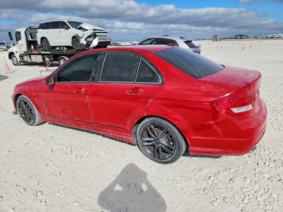 79720415 :رقم المزاد ، WDDGF4HB6EA962157 vin ، 2014 Mercedes-benz C مزاد بيع
