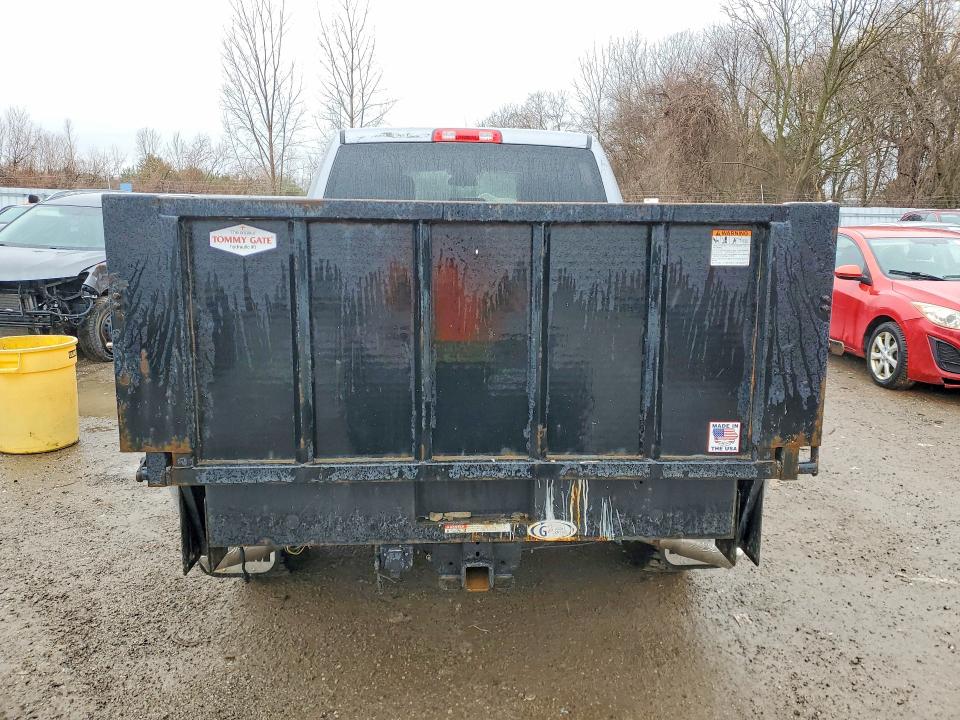 79347135 :رقم المزاد ، 3C6UR5CL3KG570381 vin ، 2019 Ram 2500 مزاد بيع