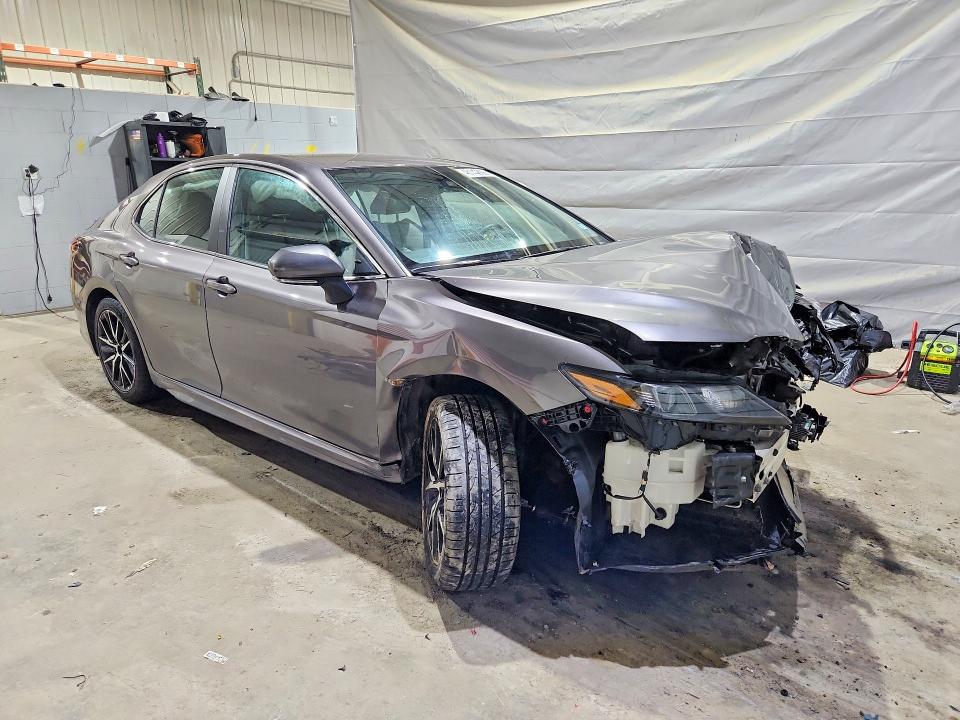 46143806 :رقم المزاد ، 4T1G11BK7PU105486 vin ، 2023 Toyota Camry مزاد بيع