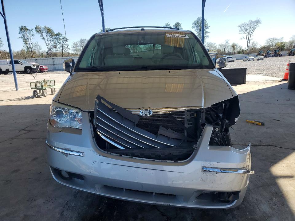 2010 Chrysler Town & Country მანქანა იყიდება აუქციონზე, vin: 2A4RR6DX0AR253540, აუქციონის ნომერი: 45949736