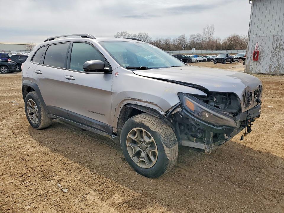2020 Jeep Cherokee მანქანა იყიდება აუქციონზე, vin: 1C4PJMBXXLD529028, აუქციონის ნომერი: 47068916