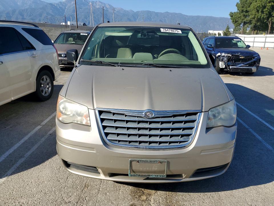 2009 Chrysler Town & Country მანქანა იყიდება აუქციონზე, vin: 2A8HR44E39R513311, აუქციონის ნომერი: 76478075
