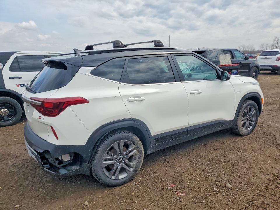 47987306 :رقم المزاد ، KNDEUCAA8M7155752 vin ، 2021 Kia Seltos مزاد بيع