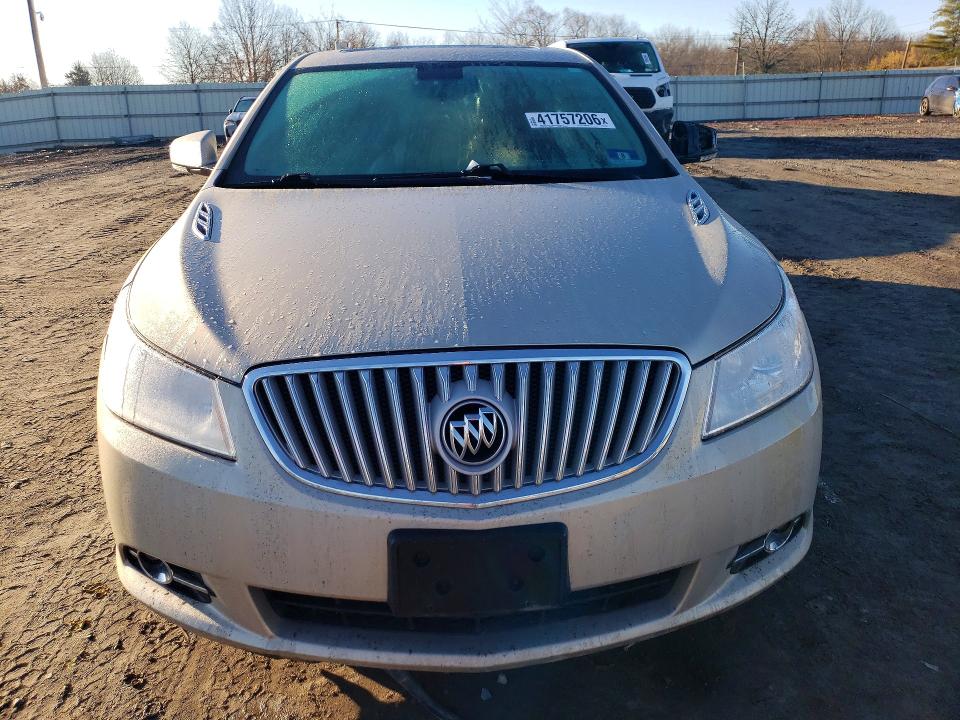41757206 :رقم المزاد ، 1G4GD5GDXBF386057 vin ، 2011 Buick Lacrosse مزاد بيع