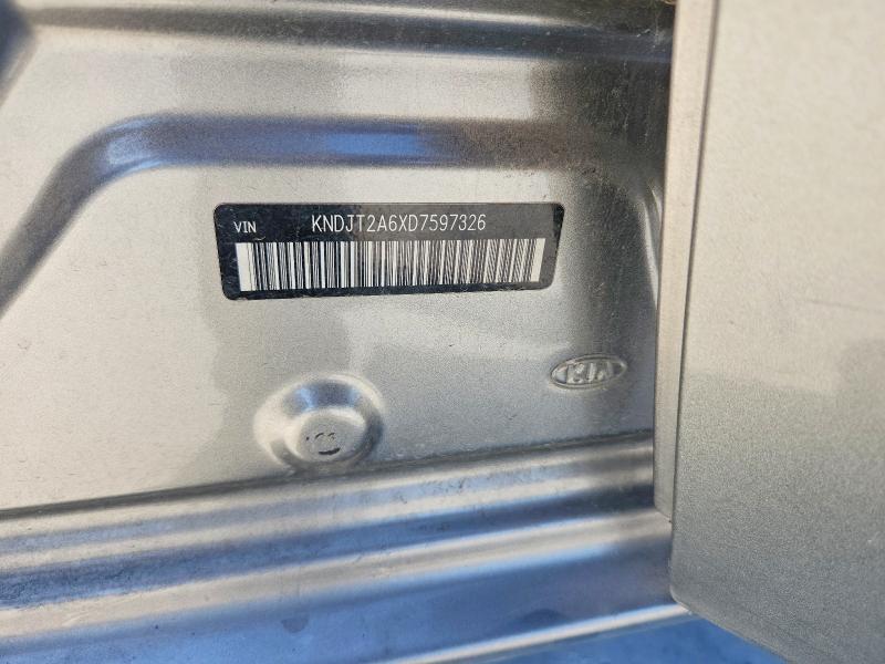 47285436 :رقم المزاد ، KNDJT2A6XD7597326 vin ، 2013 Kia Soul مزاد بيع