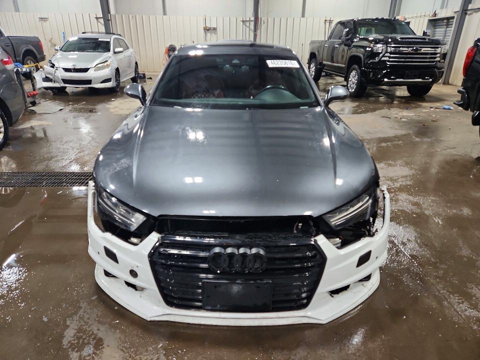 Продаж на аукціоні авто 2018 Audi S7, vin: WAUWFBFC7JN066326, номер лоту: 46235816