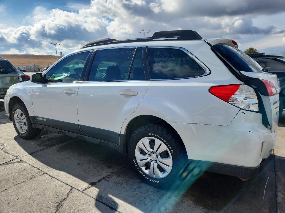 79765525 :رقم المزاد ، 4S4BRCAC0A1320189 vin ، 2010 Subaru Outback مزاد بيع